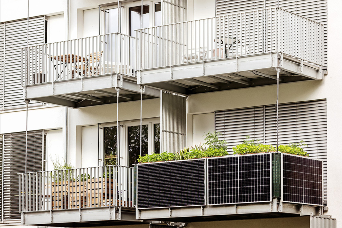 Balkon­kraftwerk bei elektrobau LKK GmbH in Halstenbek