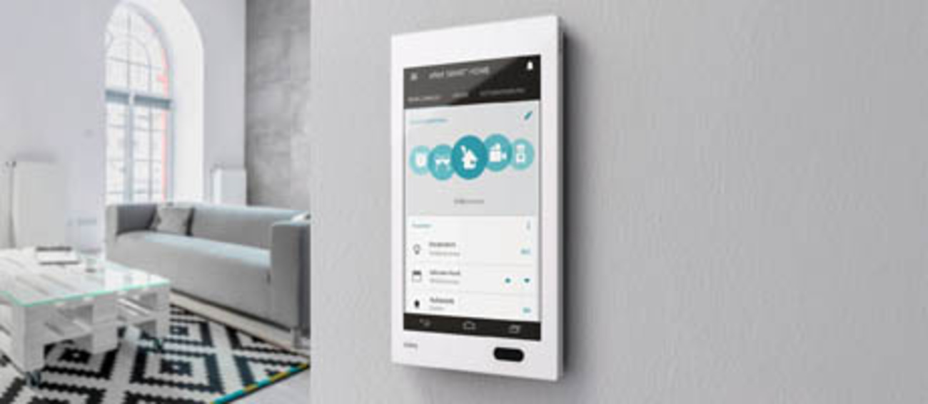 Bedienzentrale Gira G1 bei elektrobau LKK GmbH in Halstenbek