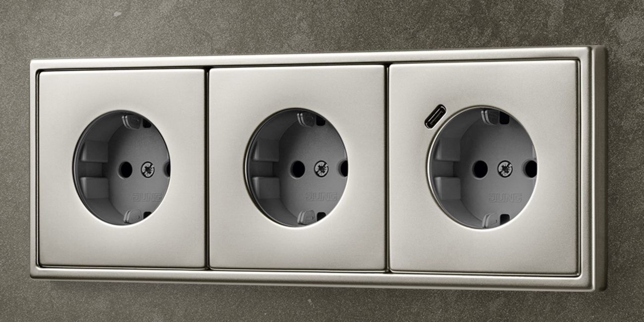SCHUKO® Steckdosen mit USB bei elektrobau LKK GmbH in Halstenbek