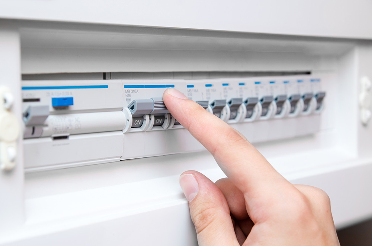 Schalt­schrank­bau bei elektrobau LKK GmbH in Halstenbek
